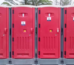 青岛立维为施工工地提供工地移动厕所租赁服务