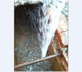 友家為泉州橋南新加坡城業主檢測暗管漏水