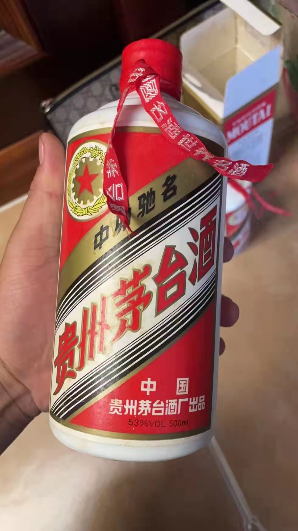 宁波回收茅台酒给你讲述喝白酒的有哪些坏处和好处?-- 宁波甬成烟酒礼品回收店