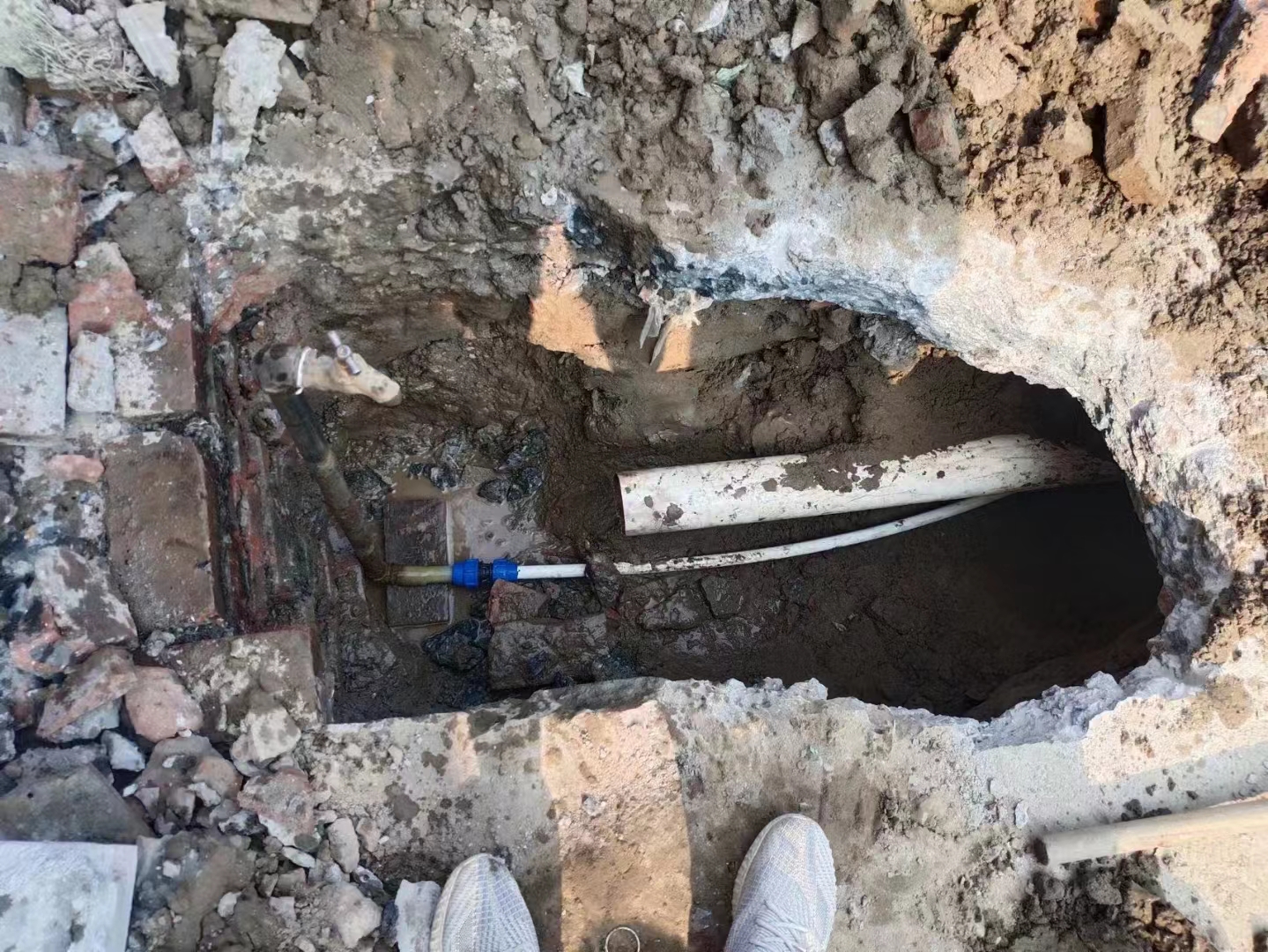 漏水检测金属埋地管道如何延长使用寿命-- 保定振虎水暖漏水检测中心