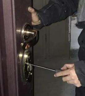 防盗门换锁芯要多少钱?