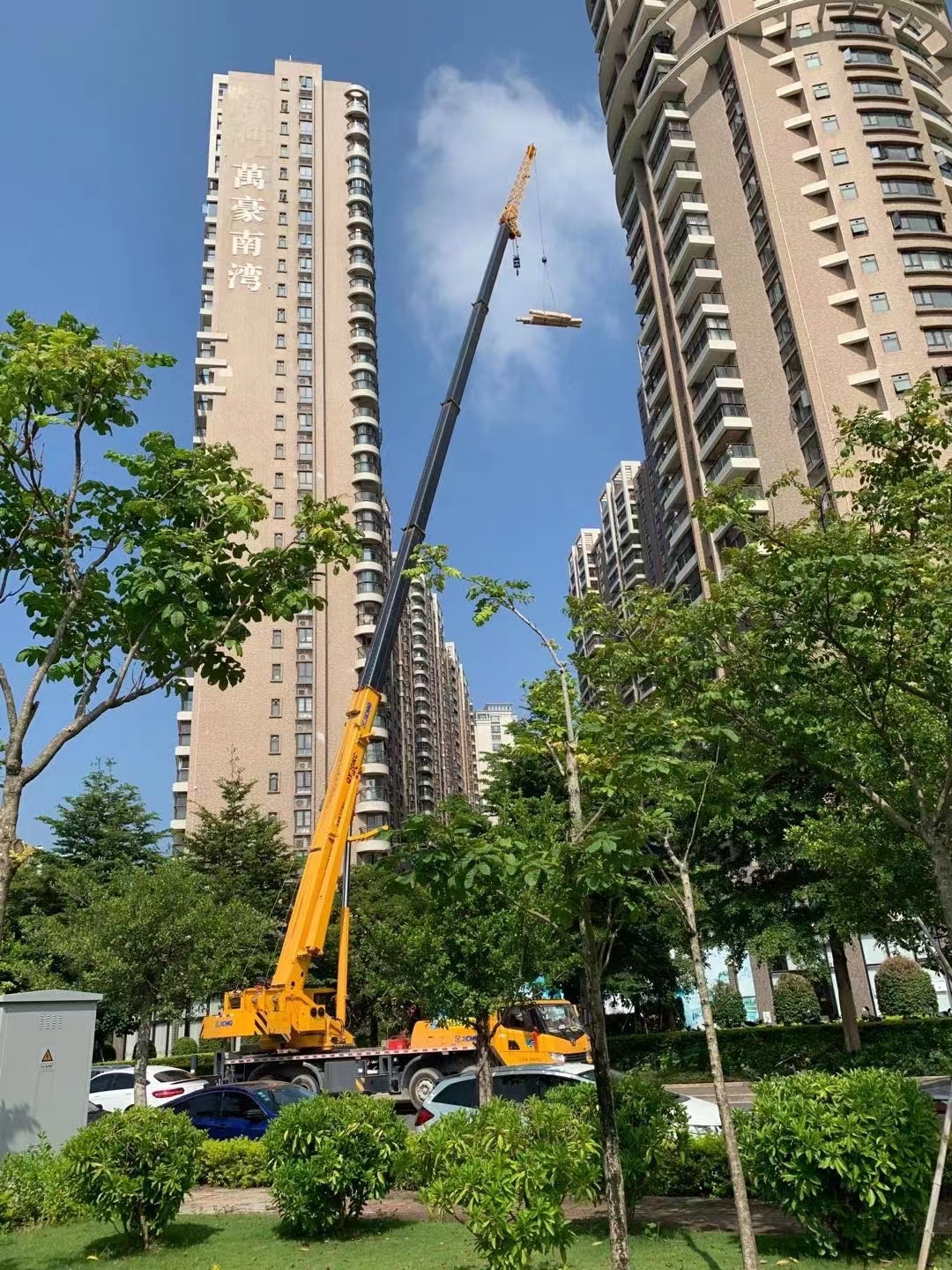 龙湖区吊车租赁的操作注意事项和维护要求-- 汕头市金汕吊装起重搬运有限公司