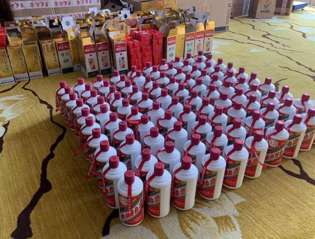 东营烟酒回收提醒夏季千万不要把酒放在汽车后备箱
