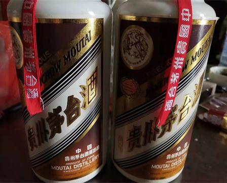 中山回收茅台酒如何辨别散白酒是否为纯粮散白酒？