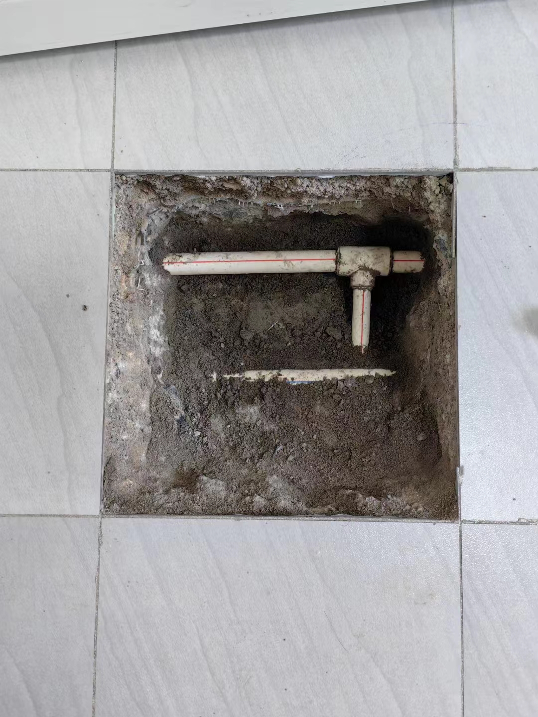 自来水管道漏水如何判断水质是否受到污染？-- 济南好帮手漏水检测公司