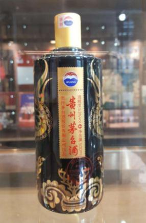 湖州烟酒回收告诉你辨别白酒的真假的方法-- 湖州宏信烟酒回收行