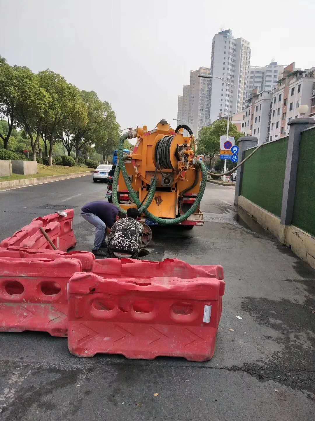 曲靖管道疏通的前后：一次改变生活质量的行动-- 曲靖市善明管道清洗服务有限公司