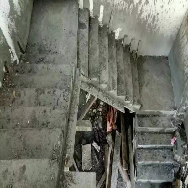 贵阳现浇楼梯和成品楼梯哪一种使用