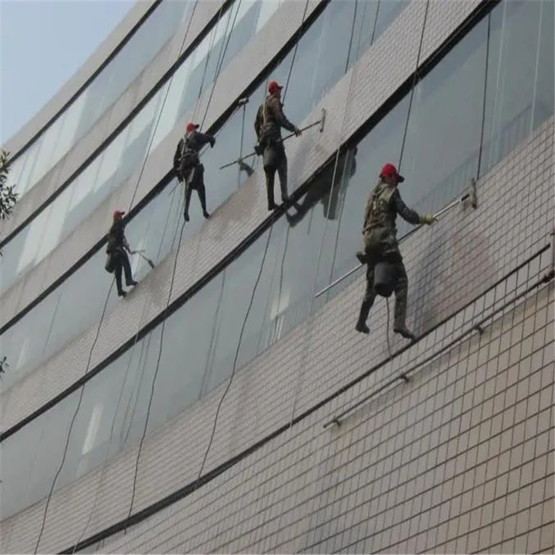温岭外墙清洗施工方案，让您的建筑焕然一新-- 温岭复原高空作业