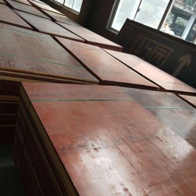 杭州建筑模板回收场地的建筑模板存放