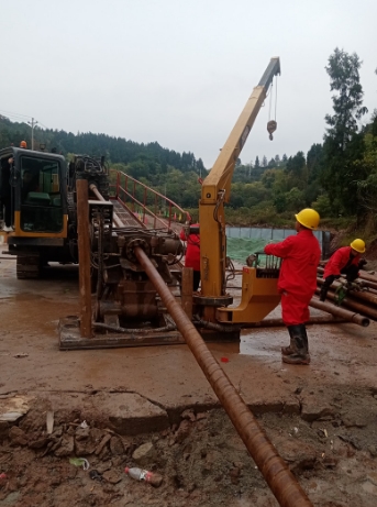 非开挖顶管施工技术措施工艺-- 新疆钻鑫非开挖管道工程公司