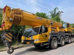 吊车的设计如何兼顾稳定性和灵活性？