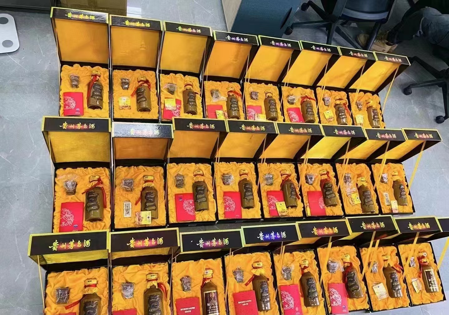 菏泽全市区县上门回收整箱茅台酒-- 菏泽诚信茅台酒虫草回收行