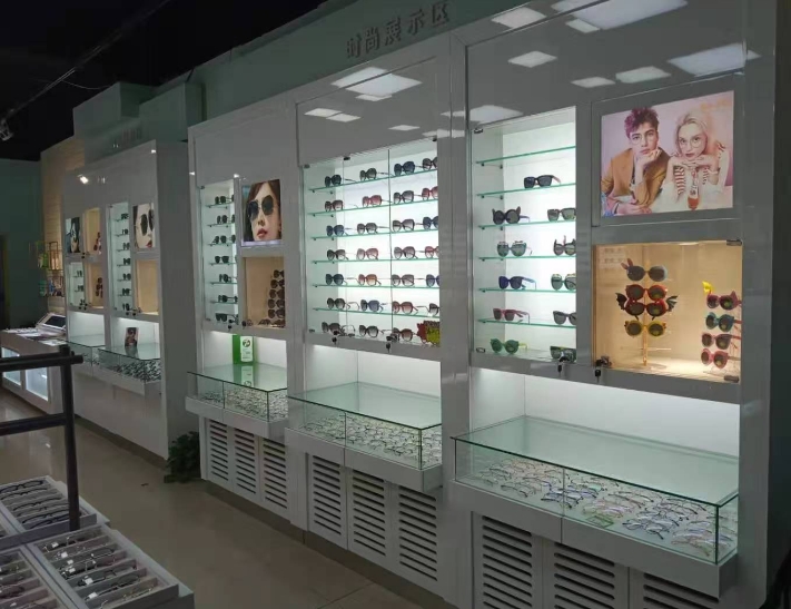 银川展柜高端定制选料和工厂制作-- 银川市兴庆区华恒展柜销售厂
