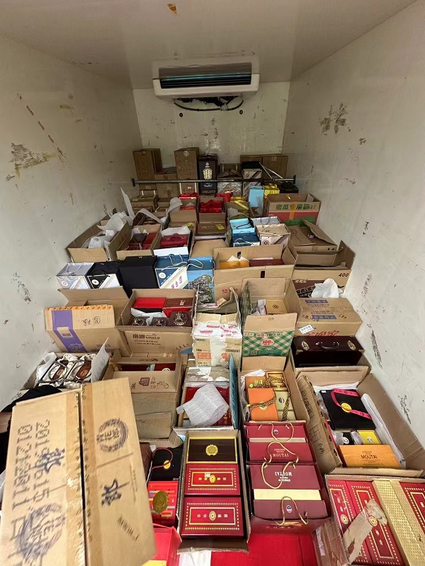 镇江老酒回收教您怎么辨别西凤酒的真假?学会这6招-- 镇江润扬茅台冬虫夏草回收行