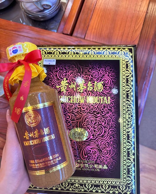50年茅台酒瓶回收全国回收茅台50年瓶子多少钱一个-- 聚源名酒礼品回收
