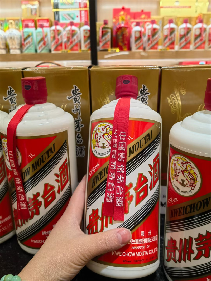白酒存储的奥秘，岁月带来的独特优势-- 龙泉驿天府烟酒回收店