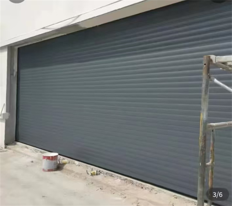 昆明车库门使用中声音大怎么回事