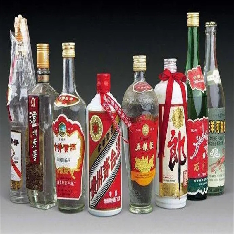 在夏季要怎样收藏白酒-- 成都鸿运烟酒回收中心