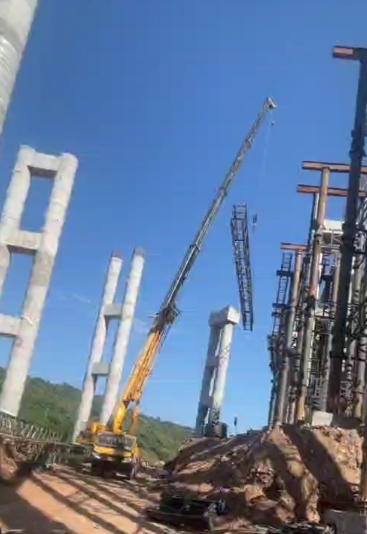 老旧建筑拆除工程租用多大起吊能力的吊车出租才足够？-- 梧州市大力吊装服务中心