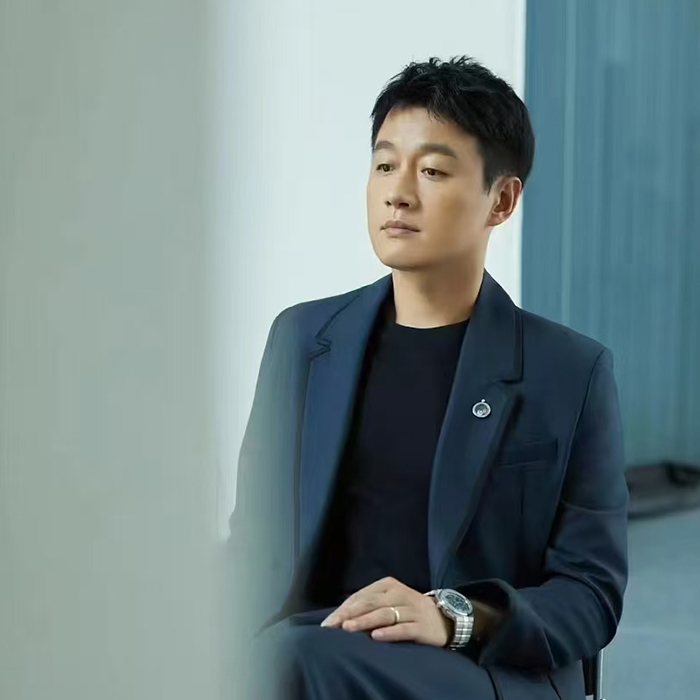 明星效应最大化：一人代言多品的市场策略解析-- 日照壹拾年代明星冠军代言公司