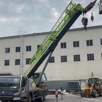 吊车因出租方原因导致作业中断，如何