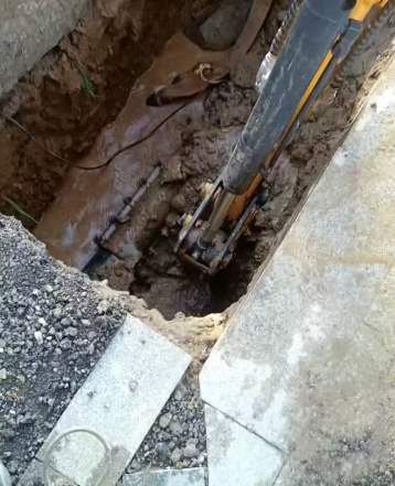 市政雨水管道漏水，对周边道路和建筑物有何影响？-- 上海诚信消防管道查漏中心