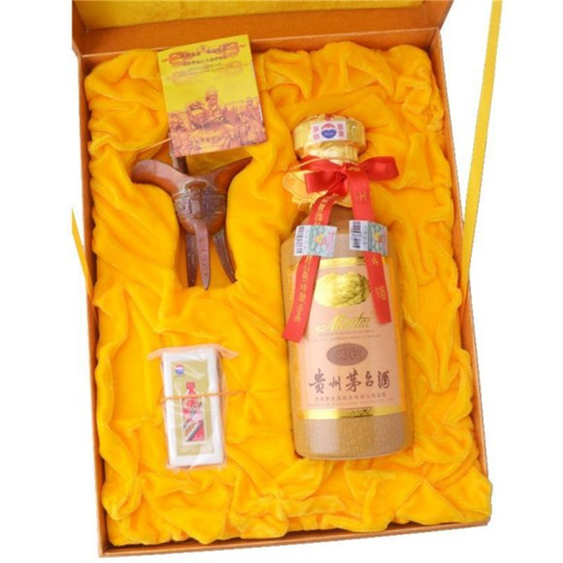 华阳白酒回收，让每一滴陈酿都焕发新的生命-- 华阳天府烟酒回收店