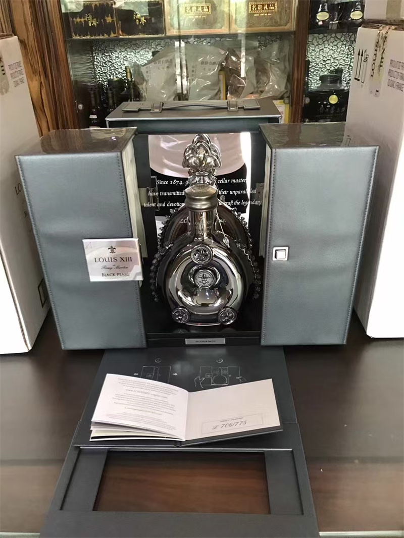 惠州酒水回收，环保与价值的完美融合-- 惠州鑫盛烟酒礼品回收行
