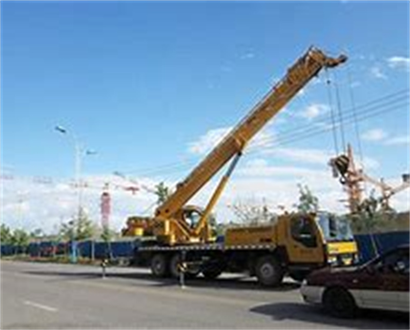 平凉吊车出租，专业服务，助力工程建设高效进行