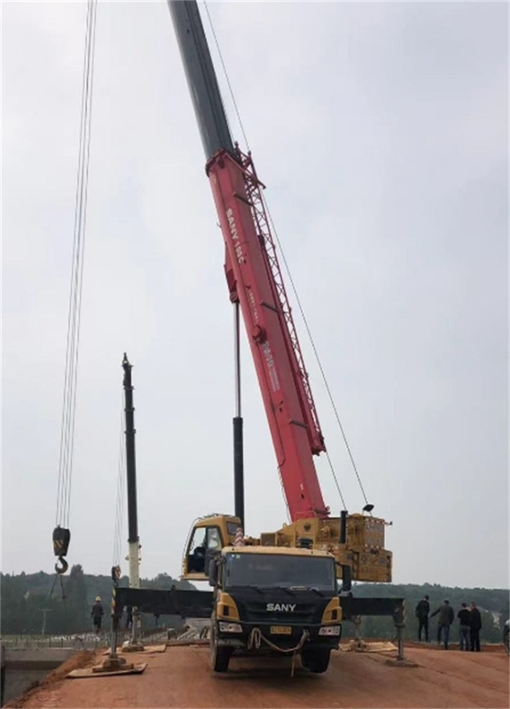 莆田市对吊车作业高度有哪些限制规定？