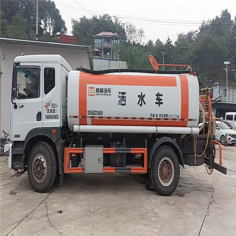 重庆洒水车行业的技术进步与变革