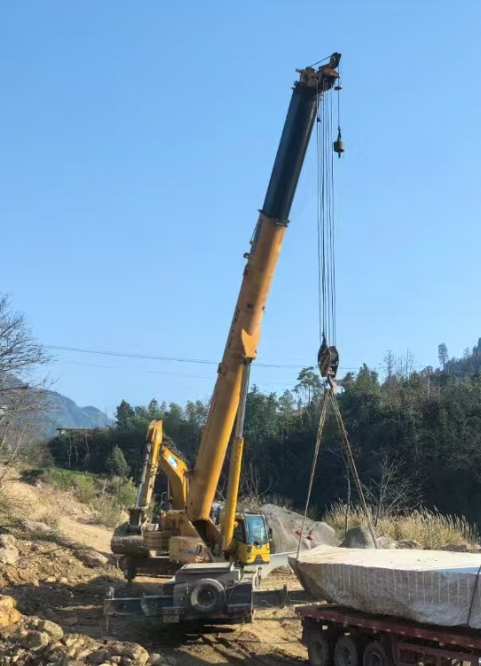 租赁前对吊车操作人员技能考核有哪些具体的标准？-- 铜仁市鹏飞吊装吊车出租公司