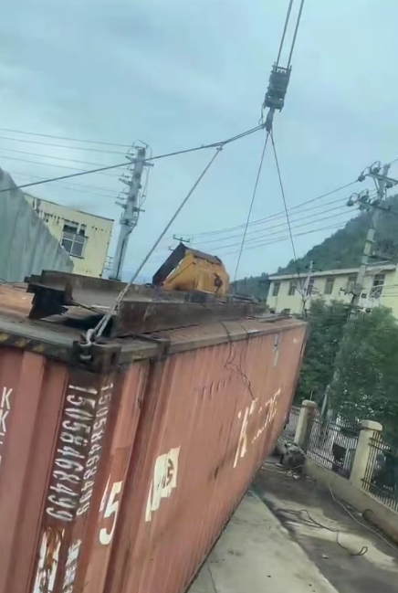 青田吊车出租过程中吊车的支腿工作操作规范有哪些