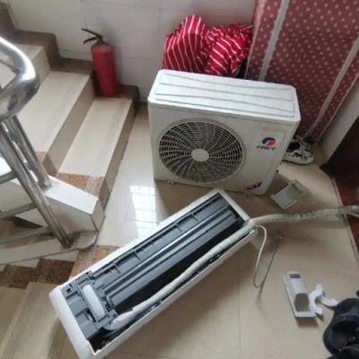 空调罢工急坏全家？专业维修团队快速上门解决疑难问题？