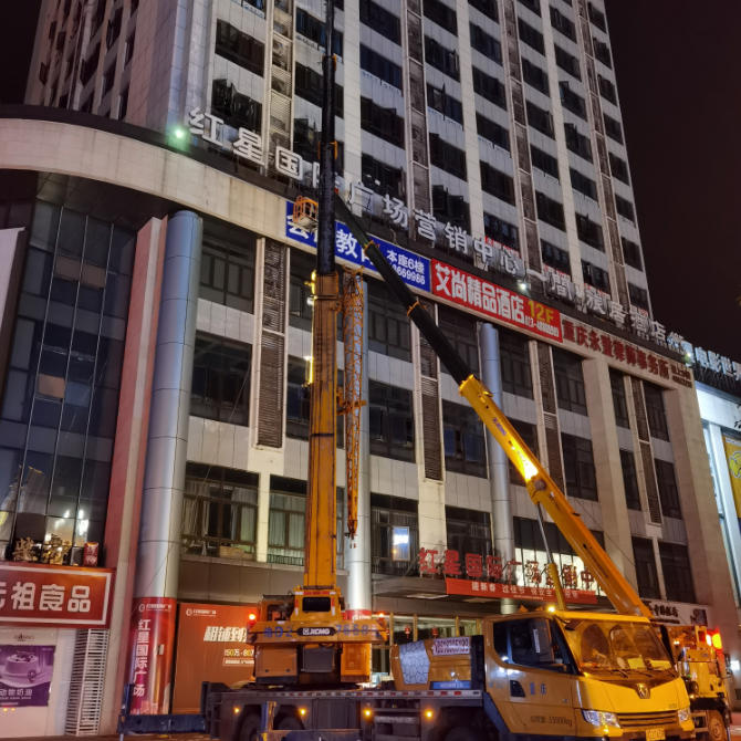 为什么工程吊装公司选择租用吊车而不是直接购买？-- 重庆市綦江区雷盛建筑设备租赁站