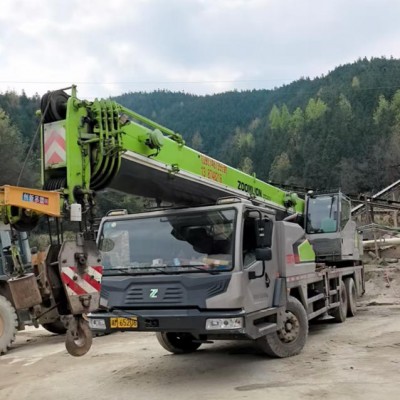 很多客户租赁吊车往往只看价格，却忽