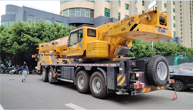 福清吊車(chē)租賃商告訴你起重機(jī)選擇該考慮什么