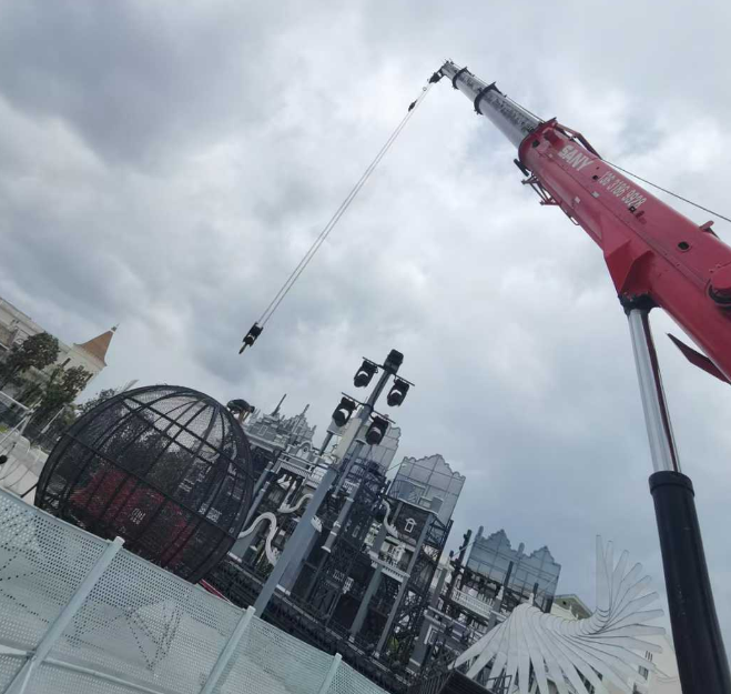 汽车吊的特点是什么，适用于哪些工程项目？-- 开平市顺安业机械设备租赁服务部 