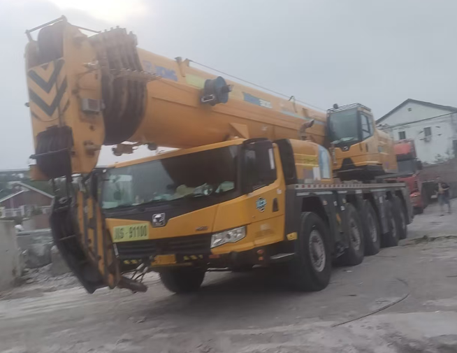 吊车在进行大型钢结构网架吊装时怎样保证精度？-- 达州市一龙装卸服务有限公司