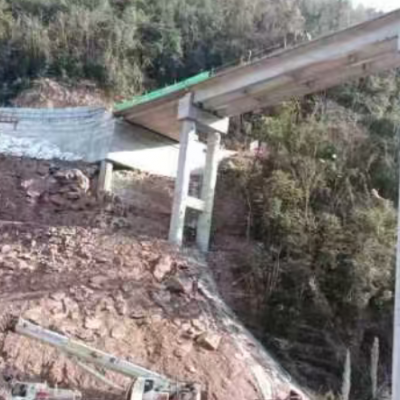 怎样根据重物体积选择吊车的吊运方式