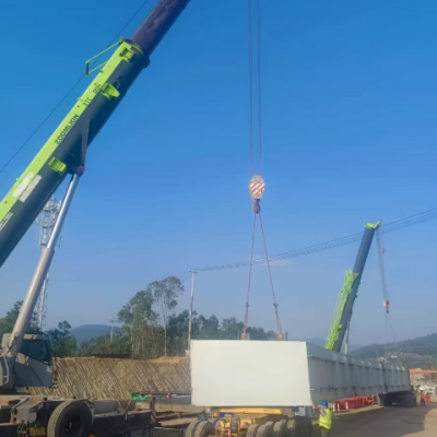 楚雄吊车出租报价透明！30吨设备租赁