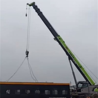 高海拔地区的风力发电设备的吊装一般会用到几台吊车进行吊装？