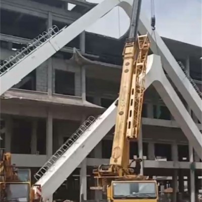 哈密市租赁随车吊可以通过方式联系正规租赁公司？