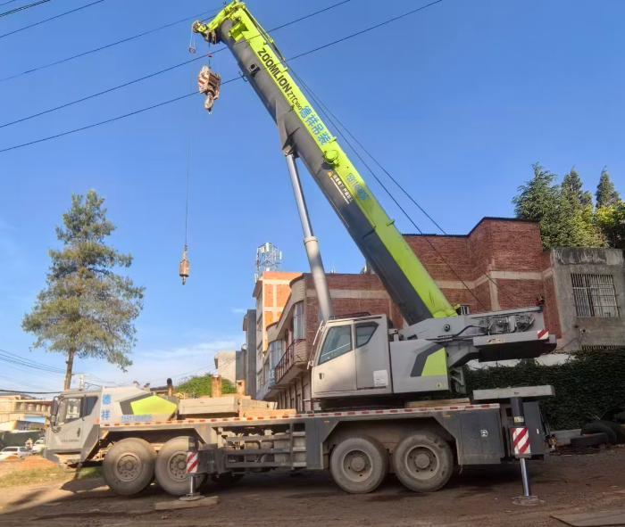 宣威城区租赁吊车和在周边乡镇哪个租金更便宜？