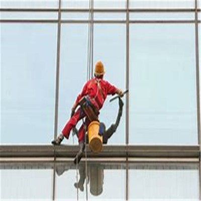 椒江高空外墙清洗：净享洁净，重塑建