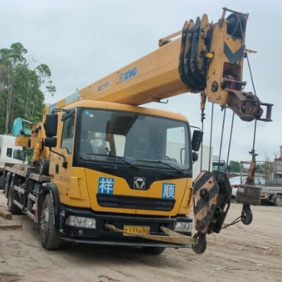 在使用大吨位吊车之前，如何对设备进