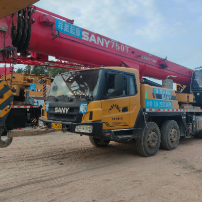 在使用吊车时如何确保吊车的承载力有