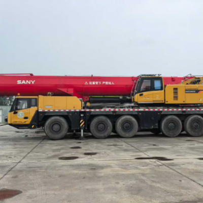 在进行吊车作业之前如何对作业环境进行评估？