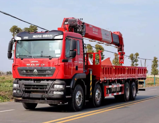 随车吊租赁市场中，如何辨别设备的质量与安全性？-- 绵阳市诚信随车吊出租租赁服务中心